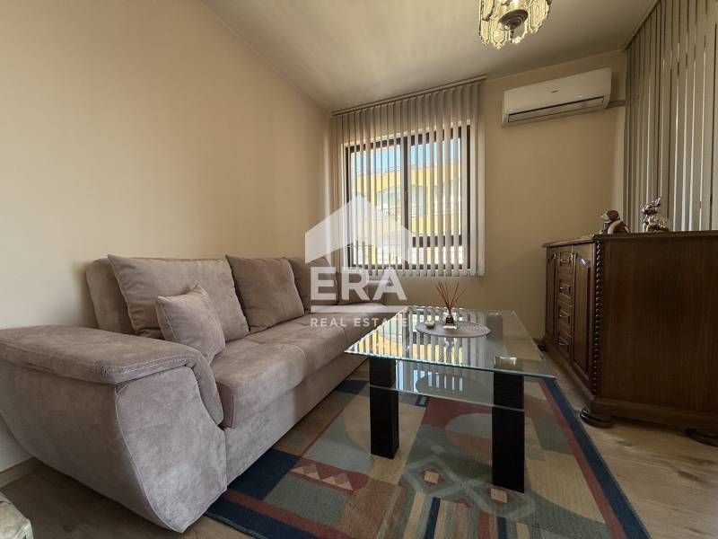 Дава се под наем Двустаен апартамент в Варна, Левски - 70 кв.м за 450 € - Снимка #4