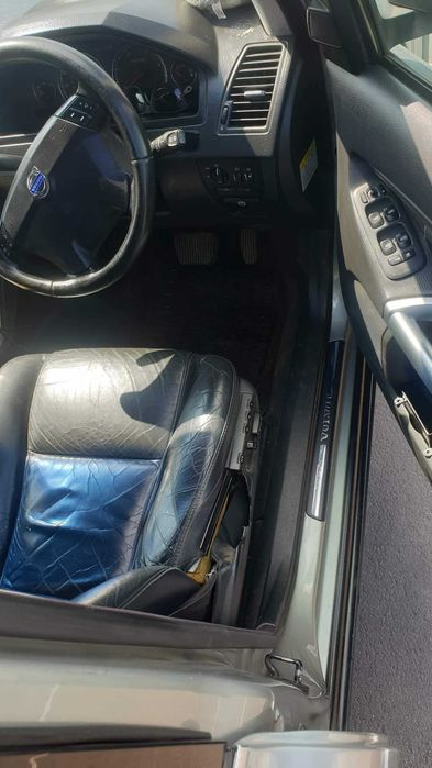 Волво XC90 / десен волан