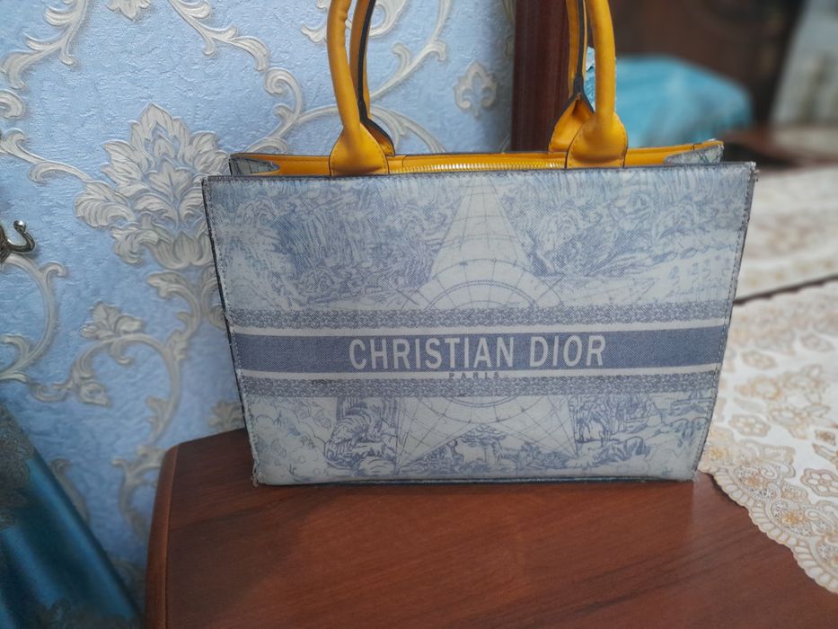 Сумка Christian Dior подделка