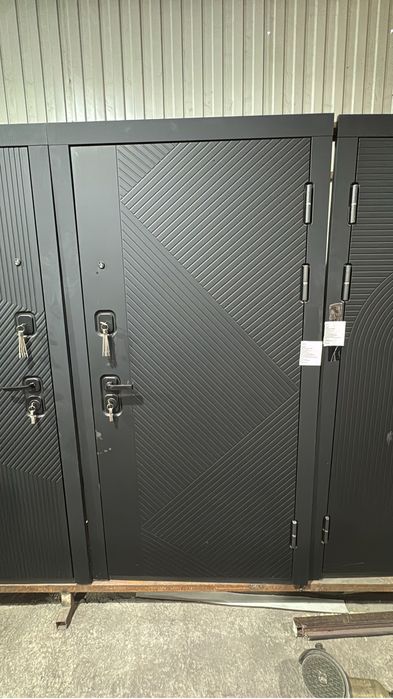 Двери межкомнатные и входные