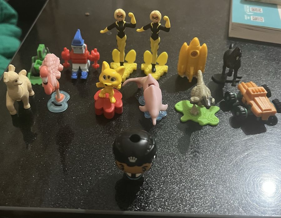 Kinder oʻyinchoqlar