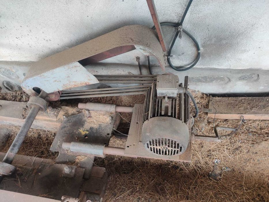 Banzic / Circular Vertical de Vanzare