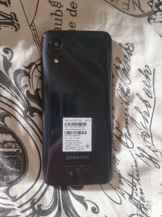 Смартфон Самсунг, 32гб, 12 тыс.