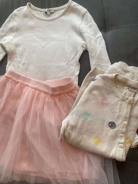 Нежна пола и блуза