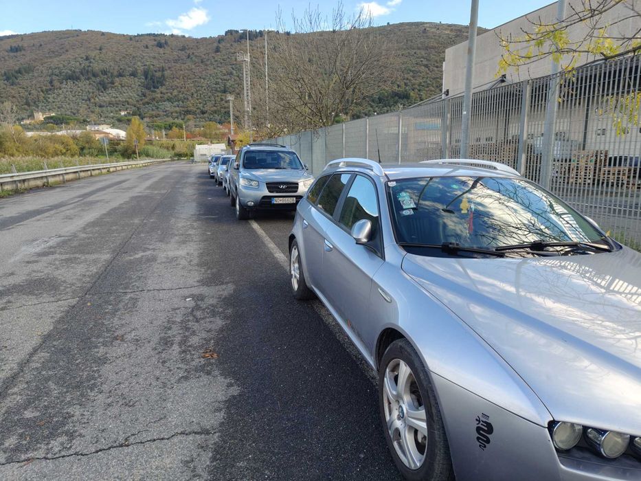 Vând Alfa Romeo 159