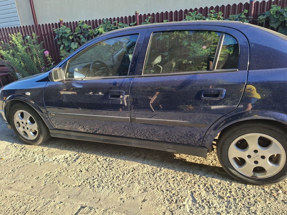 Opel Astra G funcțional cu problema
