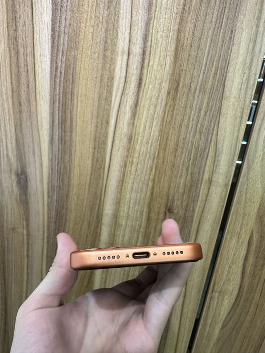 iphone 17 pro orange 256 gb 100% 95 sikl e-sim