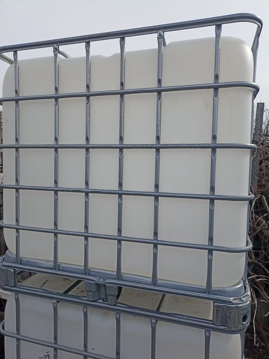 Vând IBC 1000 L   bazine 1000 litri