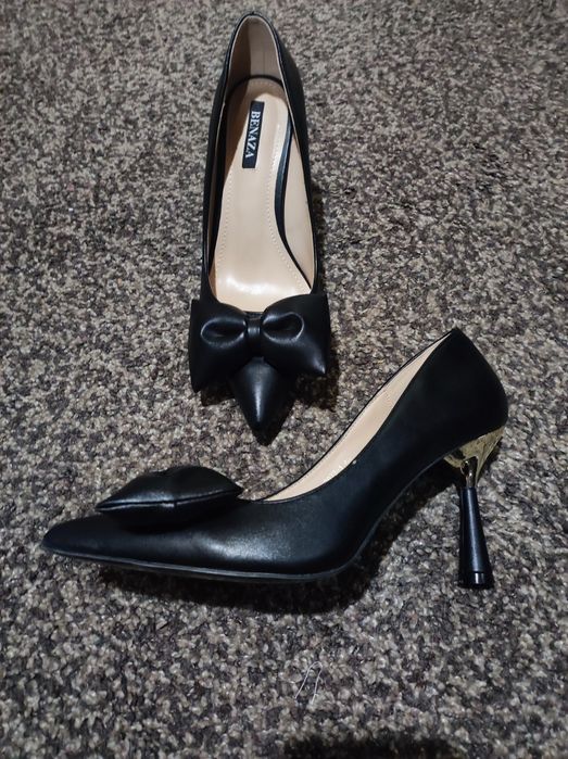 Pantofi Benaza marimea 40