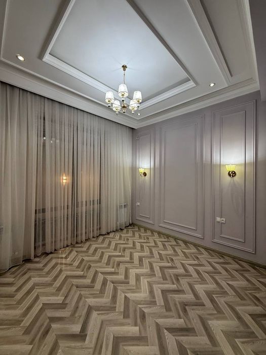 Продается дом 5 комнат, ориентир: Циолковский, 1,7 сотки 300м²