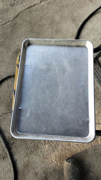 Продам      поднос