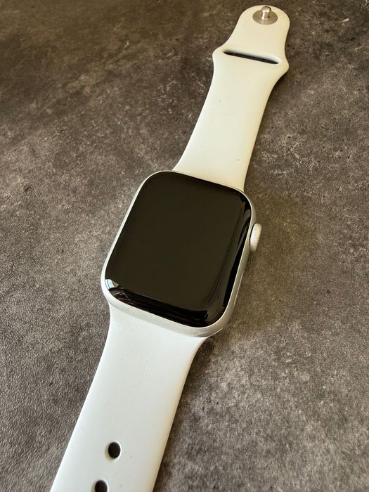 Apple Watch Series 8 41mm S/M белые