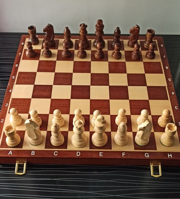 Seturi de sah de vanzare