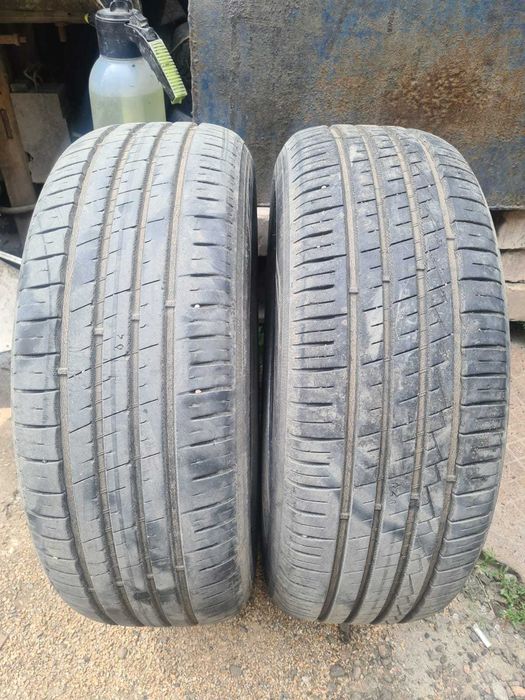 Продам два баллона летней резины  195  65 R 15.