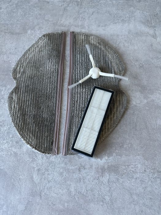 Продам робот пылесос