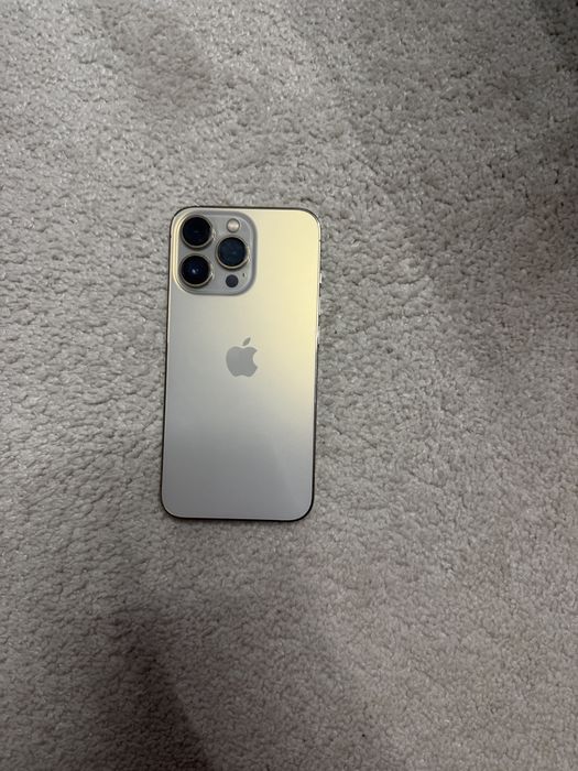 Iphone 13 pro златен
