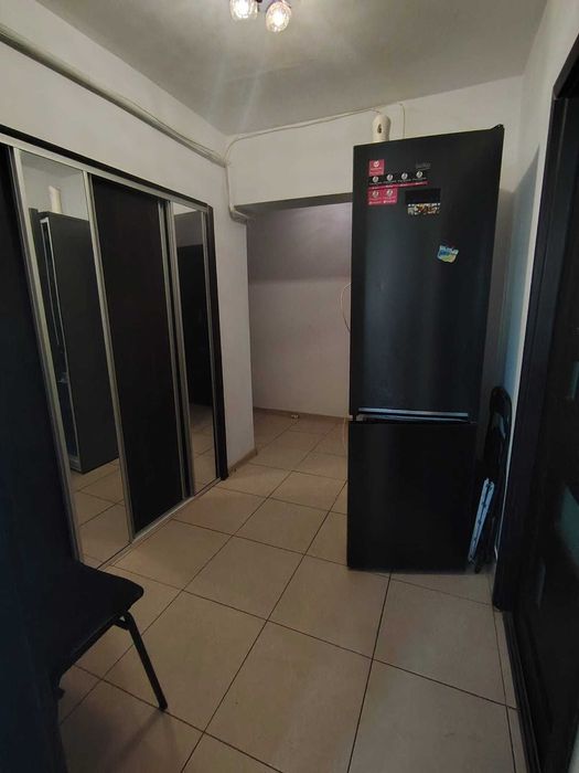 vand apartament 2 camere