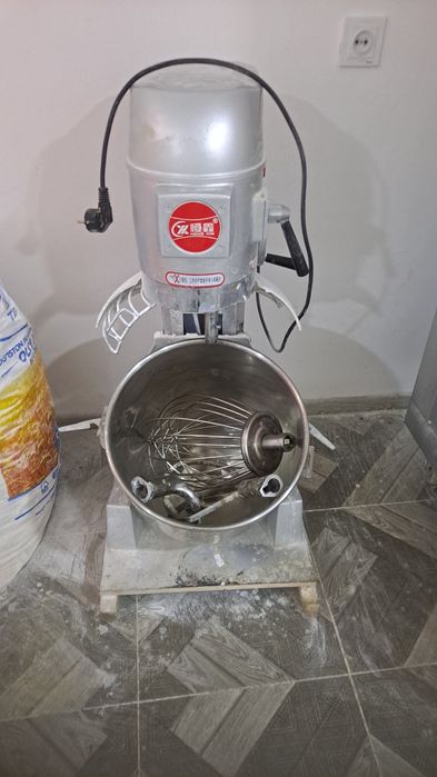 Pech 9 talik deyarli yangi xolatda