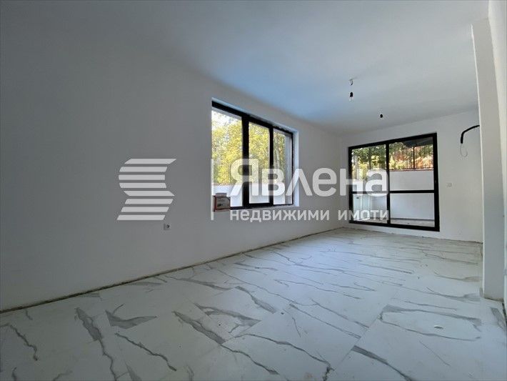 Тристаен апартамент в Грийн Парадайз 5 - изгодна продажба