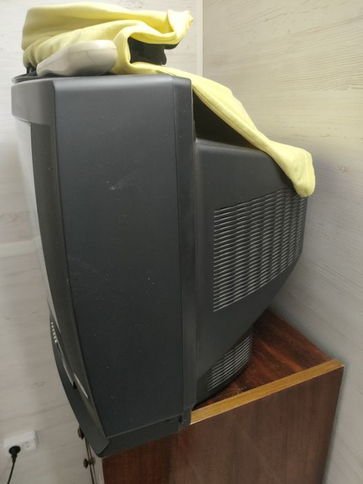 Продам Телевизор lg