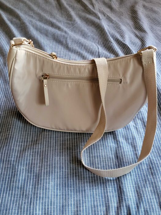 Дамска раничка, чанта