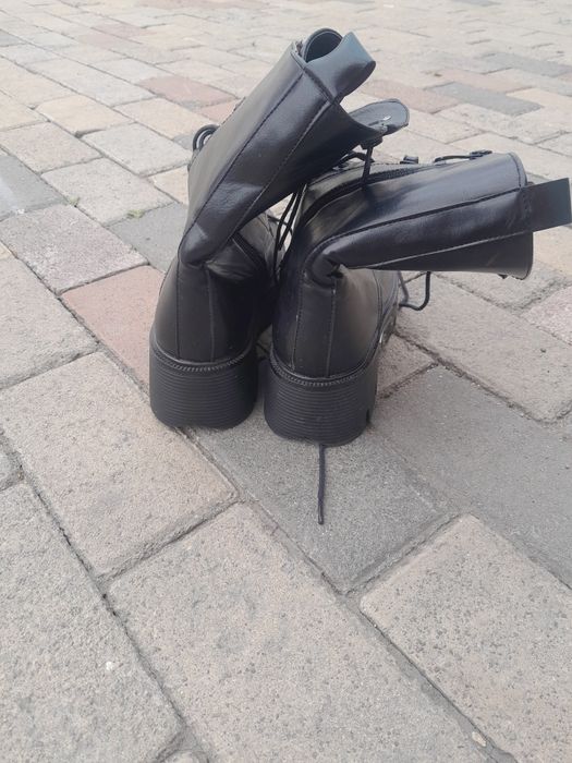 Продам сапоги новые