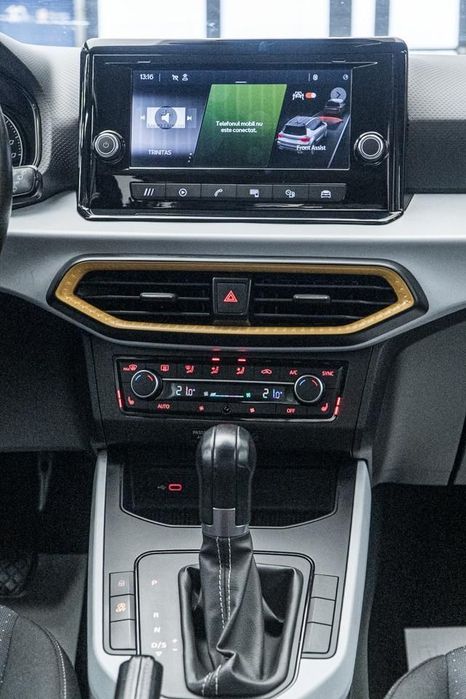 Seat Arona 2022 benzină, 12.199 € — imagine 4