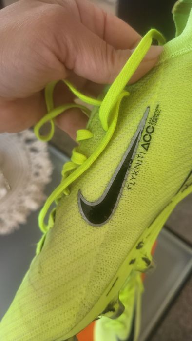 БутонкNike ZOOM.