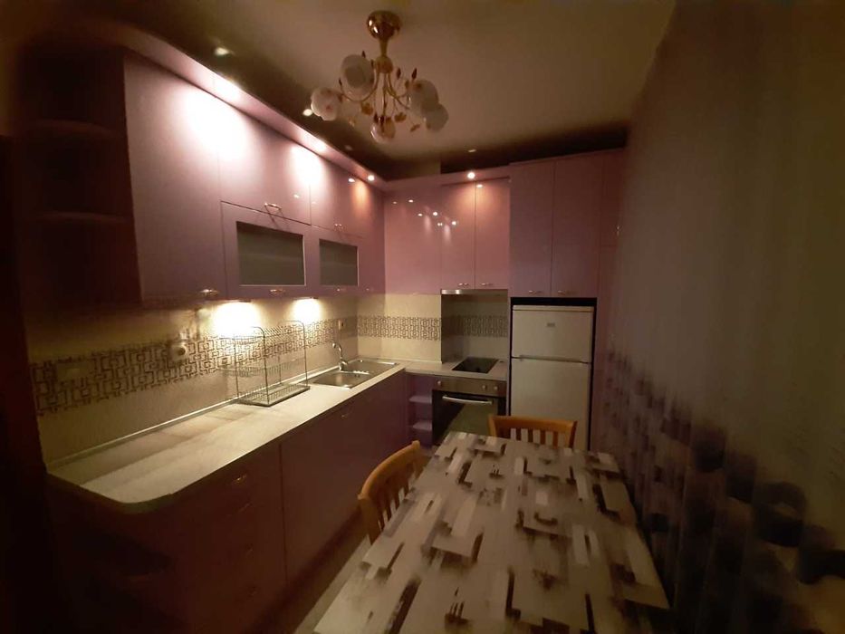 Дава се под наем Двустаен апартамент в София, Връбница 1 - 68 кв.м за 612 € - Снимка #7