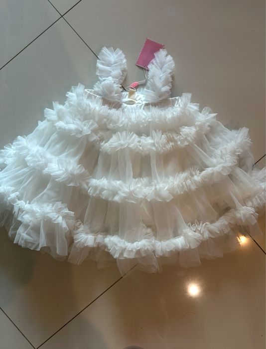 Бяла детска рокля за кръщене