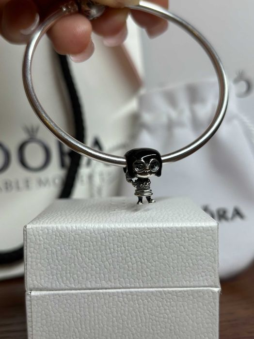 Пандора талисман - Една от Феноменалните - Disney Pixar