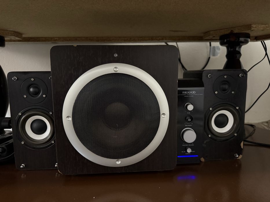 Microlab sabwoofer zor chiqazadi