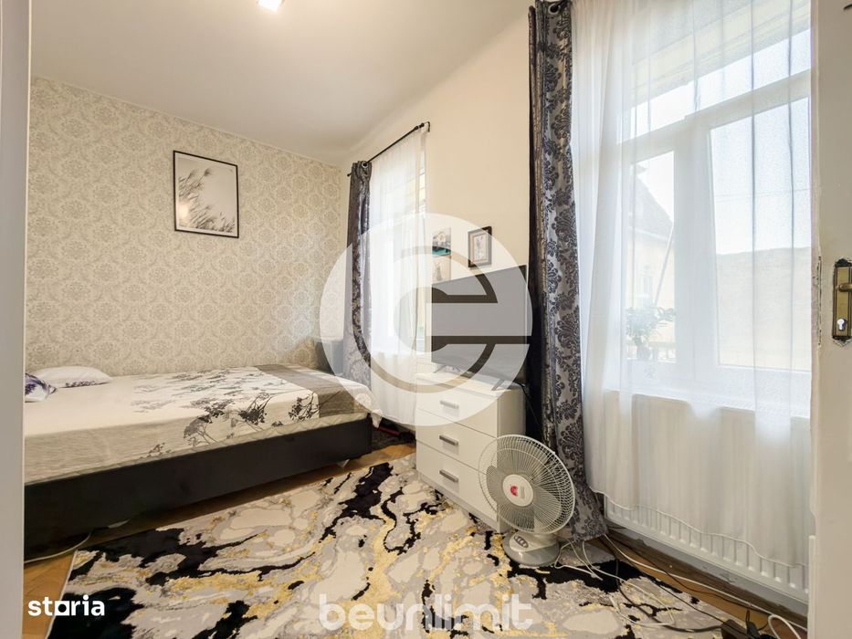 Apartament ultracentral | 2 camere | balcon 20 Mp | Pod pe toata supra