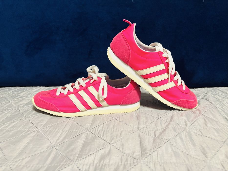 Маратонки adidas