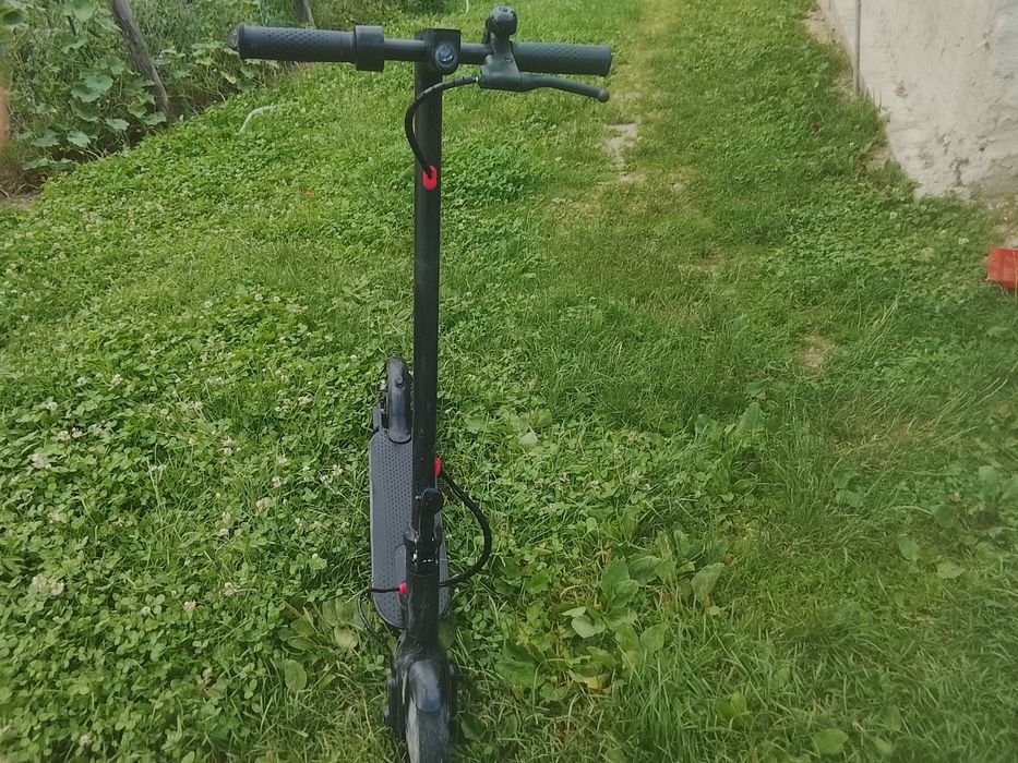 Trotinetă electrică Ninebot