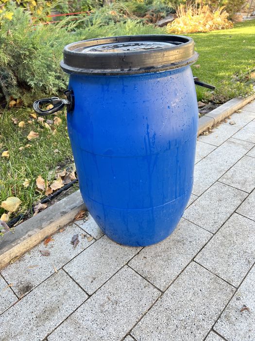 Бочка 65 литров пищевой пластик