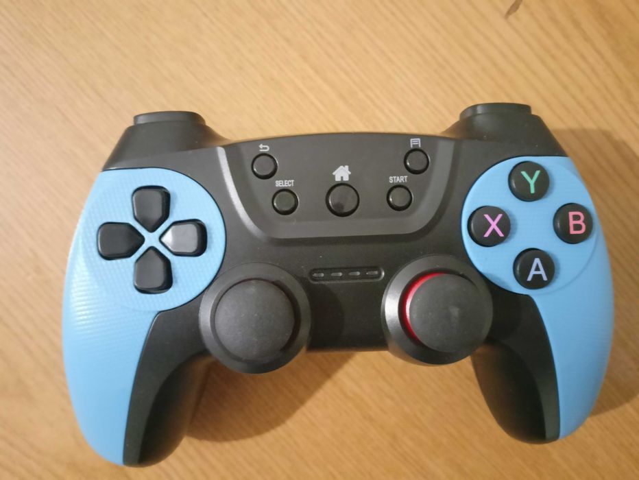 Геймпад на батарейках