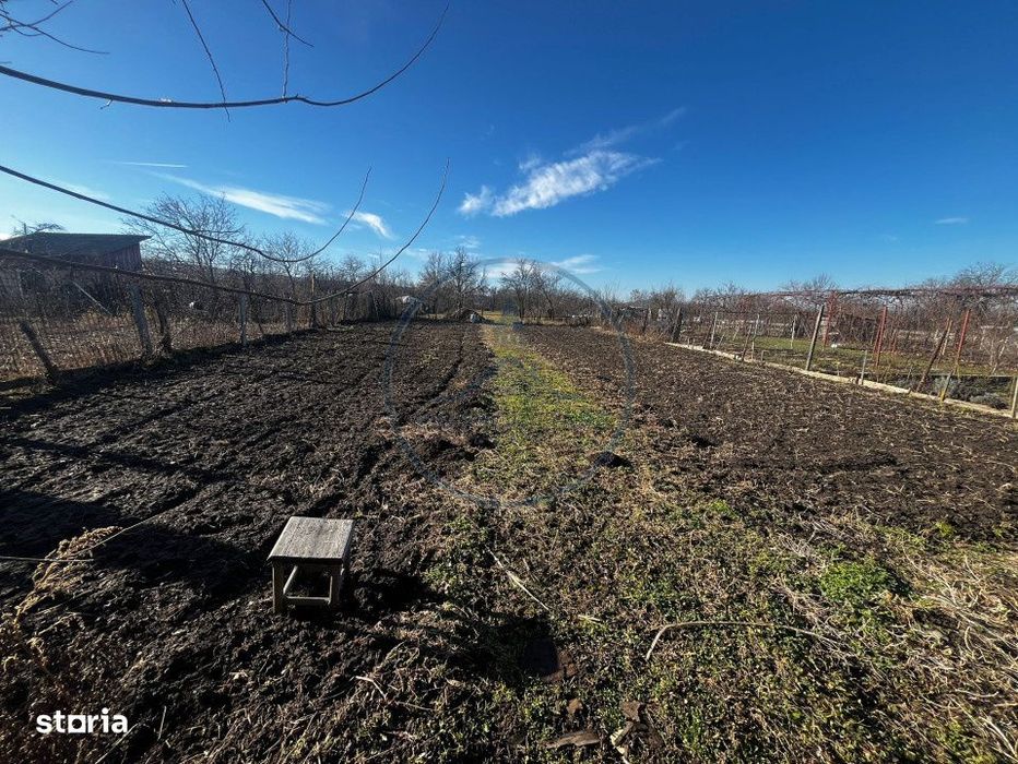 Casa cu 4 camere si gradina de 2700 mp, la doar 10 km de Bistrita!