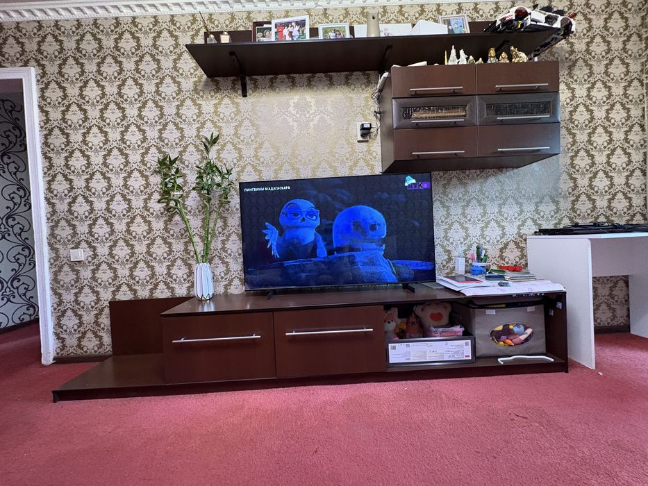 Подставка для телевизора