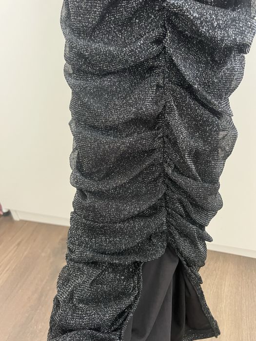 Дълга блестяща рокля