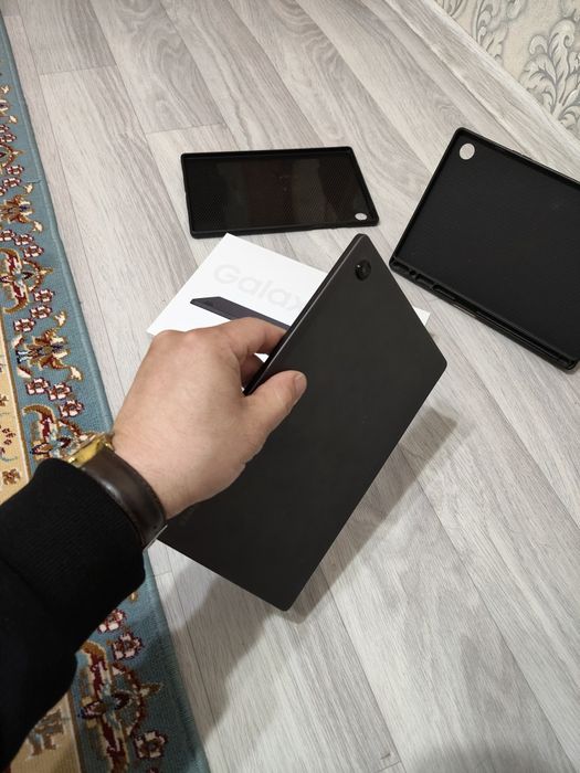 Продам Samsung Tab A8