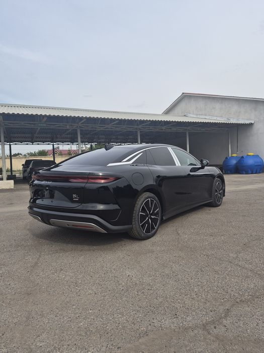 Byd Han L 2025 yil