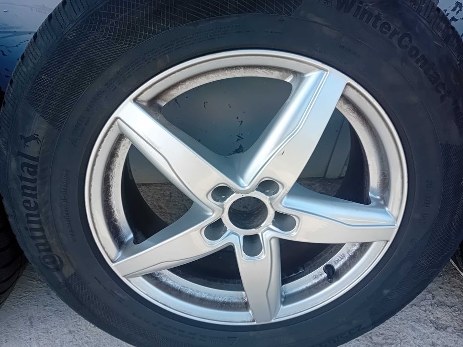 Алуминиеви джанти със зимни гуми за Ауди Q 5 17/235/65