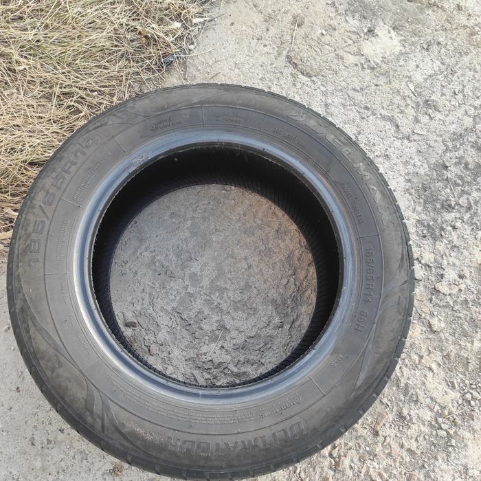 Продам два балона ,185*65 R14