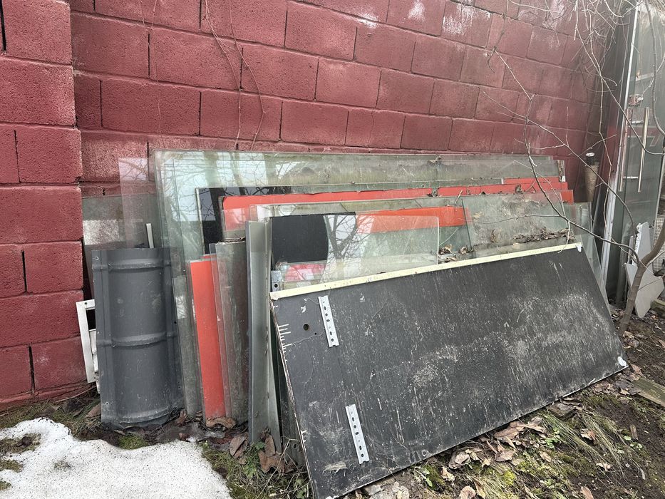 Стекло продается б/у