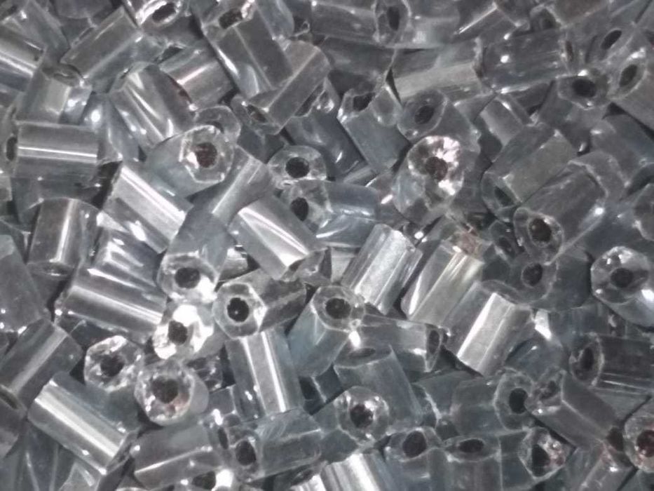 бисер,стеклярус.