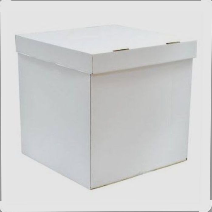 Продам большую подарочную коробку