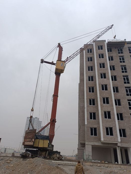 Basheni kran kb 100.3 sotiladi 7 etajgacha