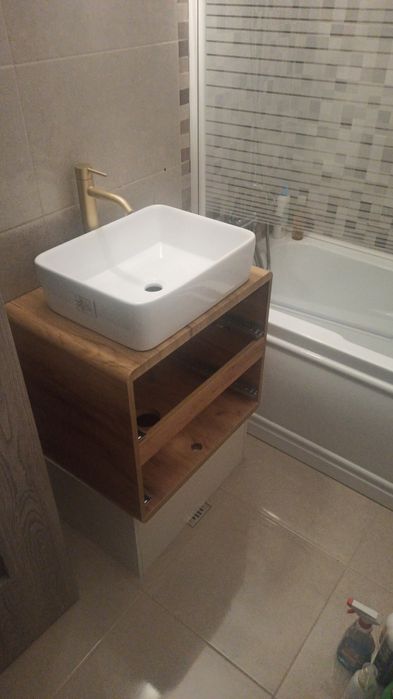 Mască suspendată lavoar chiuvetă Aruba