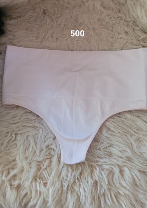 Одежду вещи продам